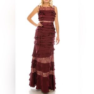 Adrianna Papell Black Cherry Ruffle Tiered Long Evening Dress Size US 4